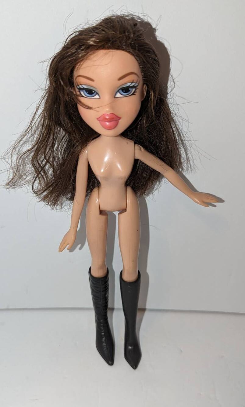 Vintage Doll 2001 Dana Bratz Doll Original Boots/Feet